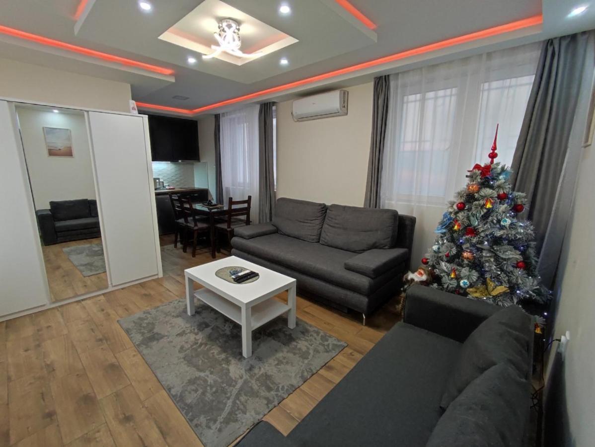Apartments Wolf Belgrade Luaran gambar