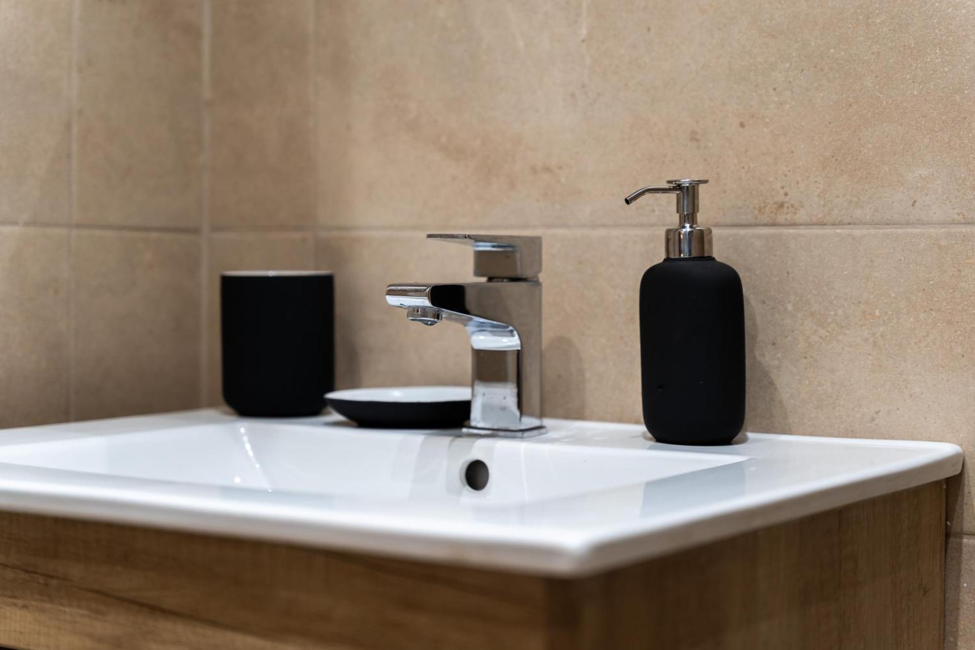 Apartments Wolf Belgrade Luaran gambar